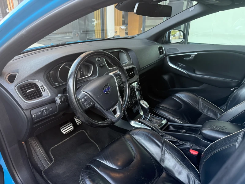Volvo V40 R - Design, снимка 6 - Автомобили и джипове - 52072033