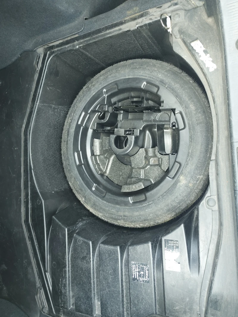 Mercedes-Benz CLK 2.7cdi 170k.s , снимка 8 - Автомобили и джипове - 52745341