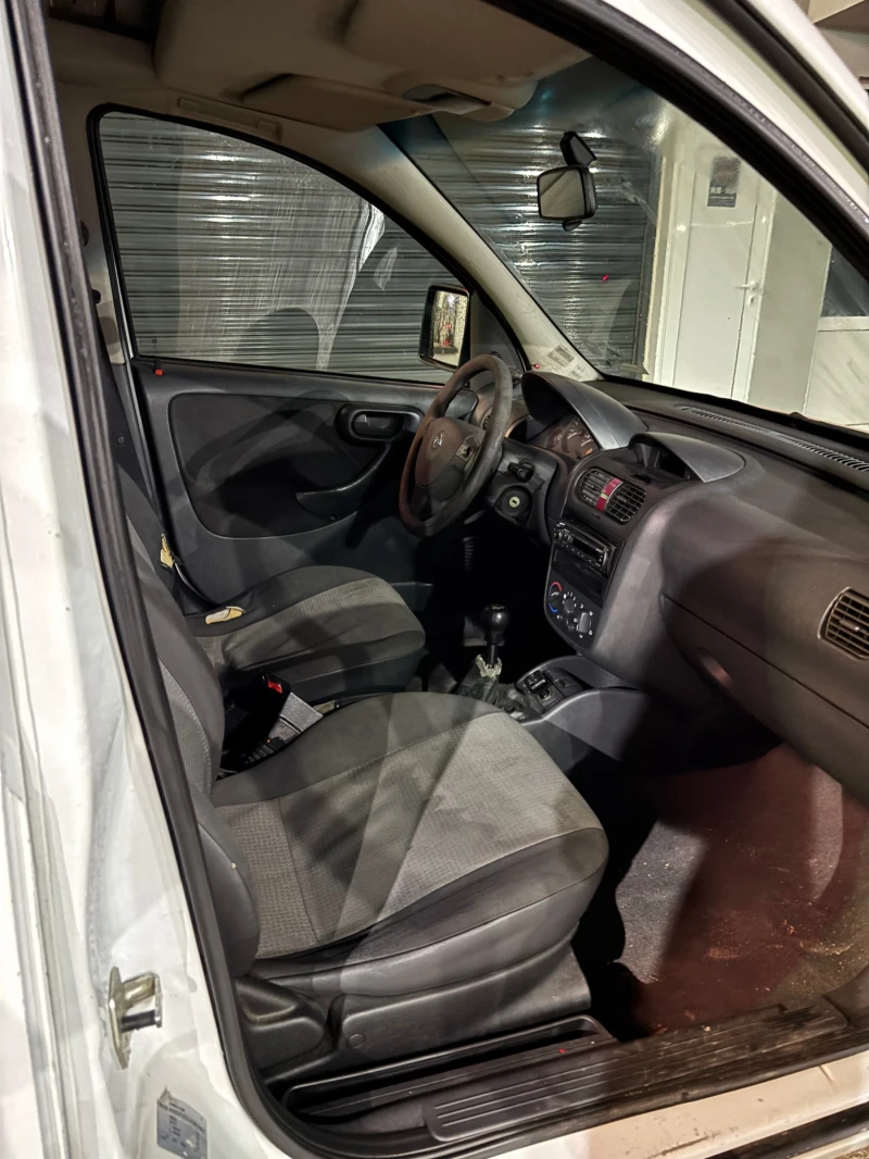 Opel Combo, снимка 6 - Автомобили и джипове - 52449620