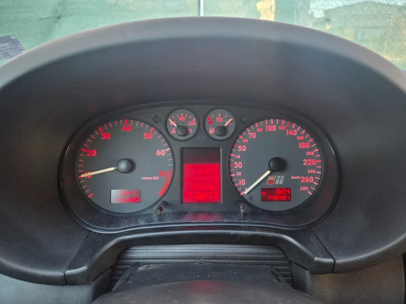 Audi A3 1.8T Автоматик, снимка 5 - Автомобили и джипове - 52711792