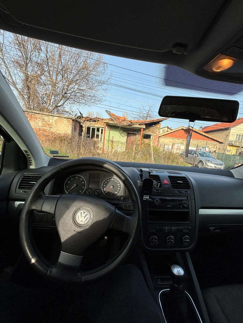 VW Golf, снимка 7 - Автомобили и джипове - 52815320