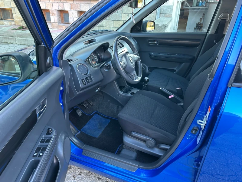 Suzuki Swift 1.3i КЛИМАТИК, снимка 10 - Автомобили и джипове - 52929157