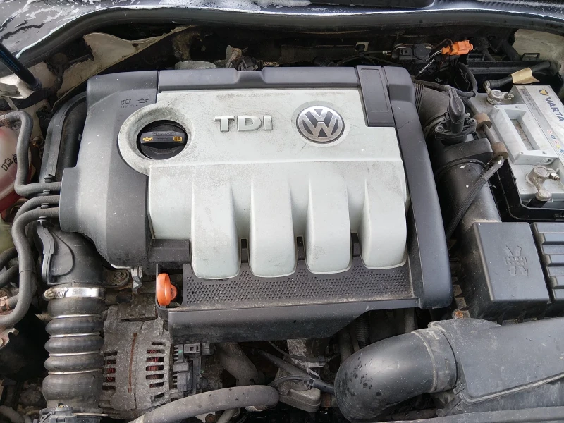 VW Jetta, снимка 5 - Автомобили и джипове - 53452435