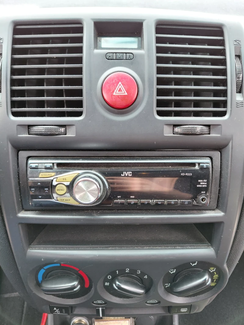 Hyundai Getz, снимка 8 - Автомобили и джипове - 53475618