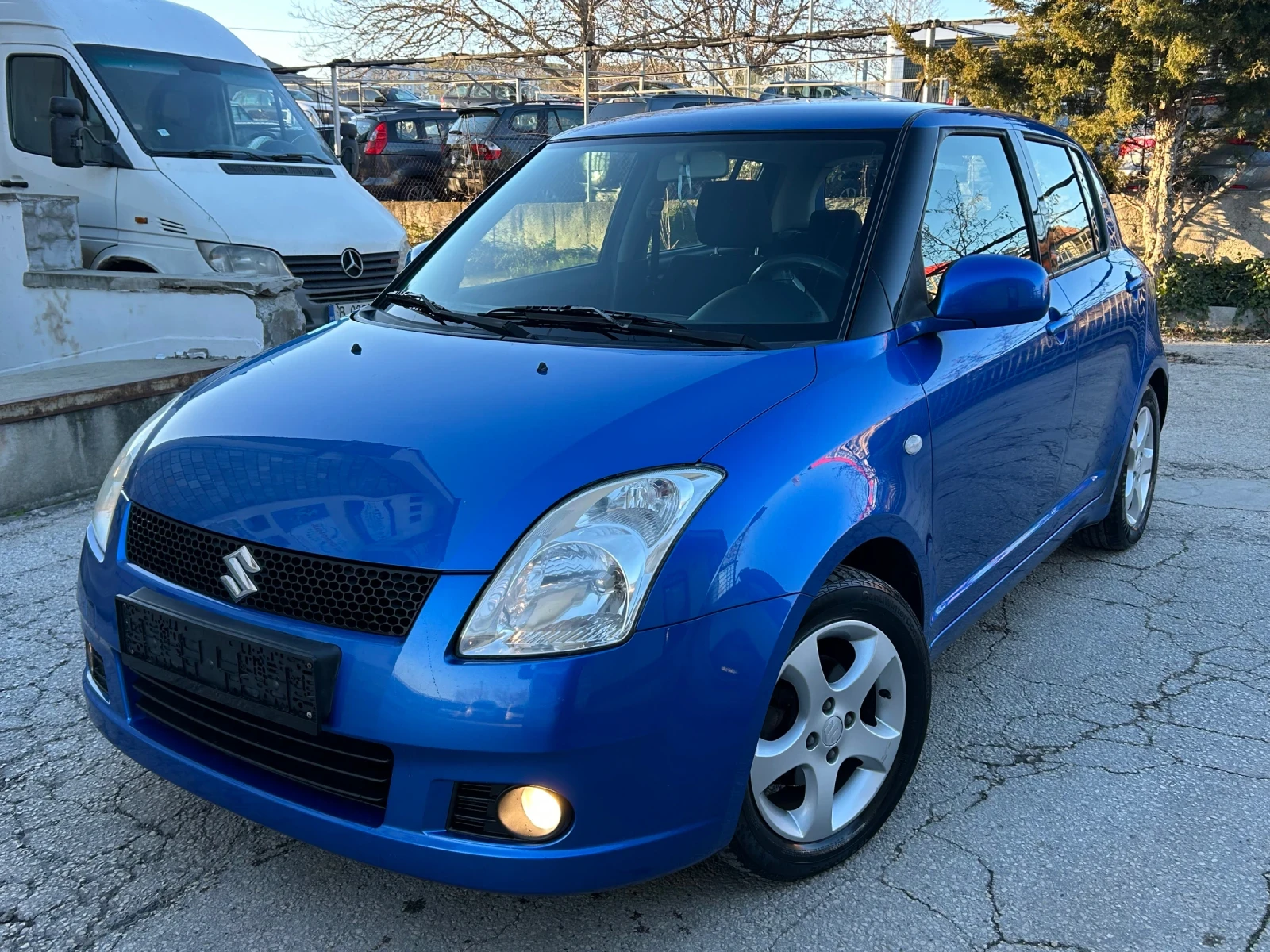 Suzuki Swift 1.3i КЛИМАТИК, снимка 1