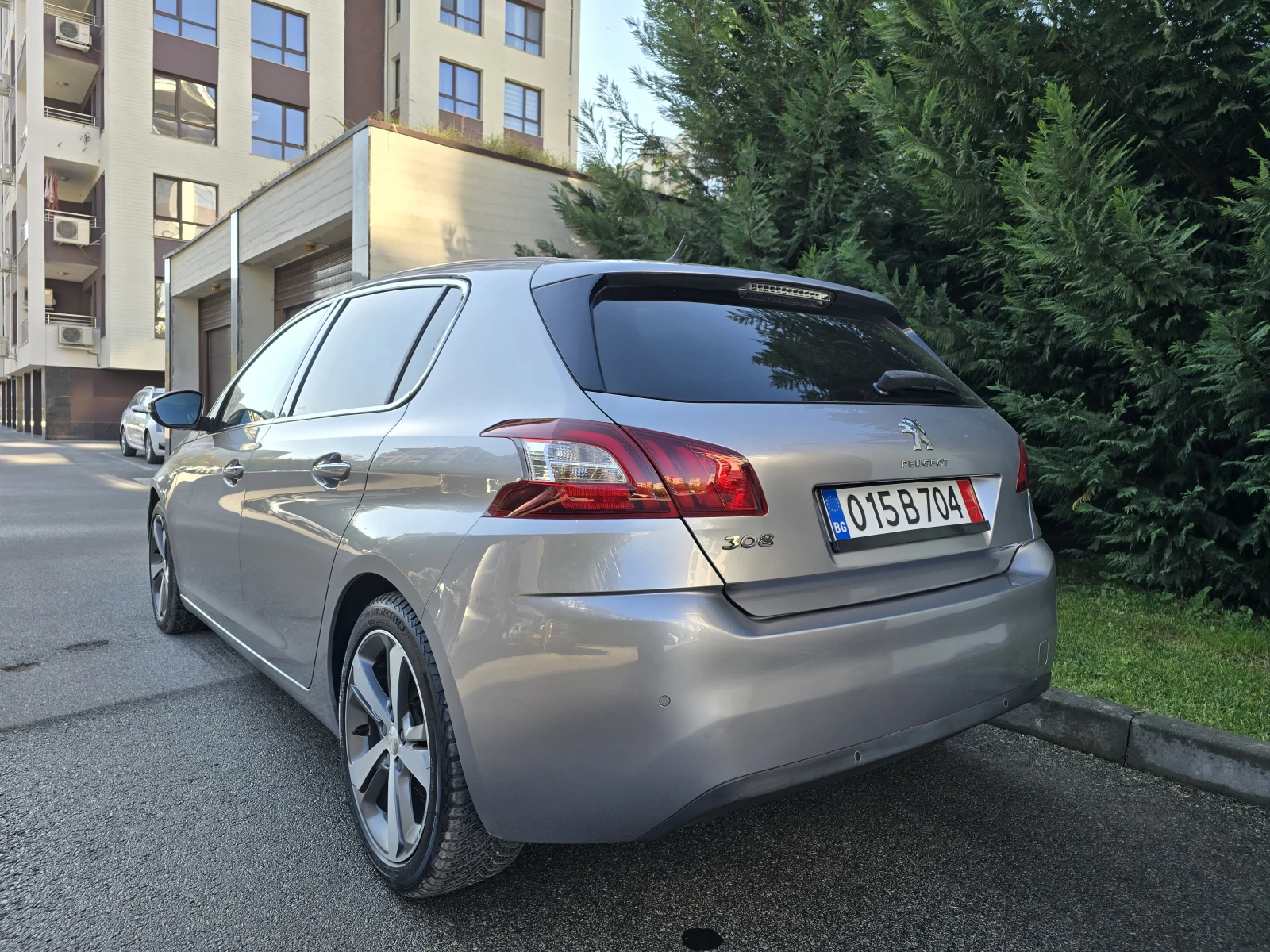 Peugeot 308 1.6 HDI -ALLURE-PREMIUM-NAVI-PANORAMA - изображение 5