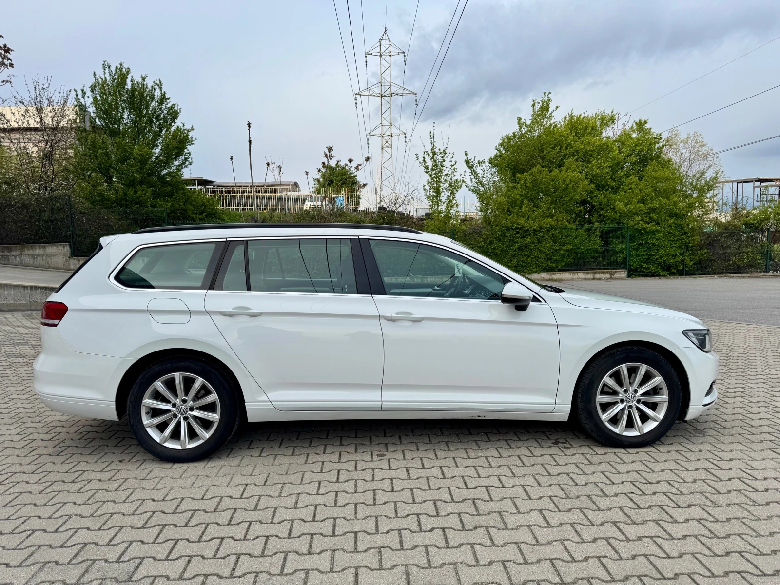 VW Passat  - изображение 6