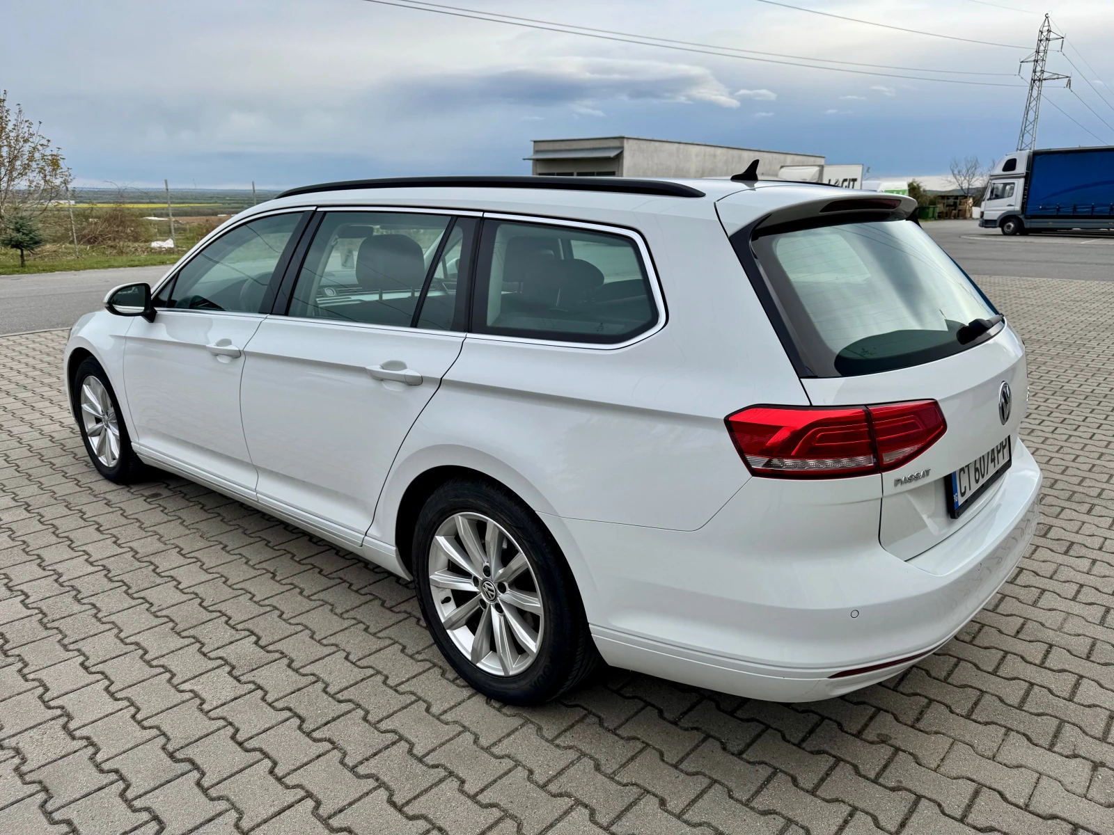 VW Passat  - изображение 3