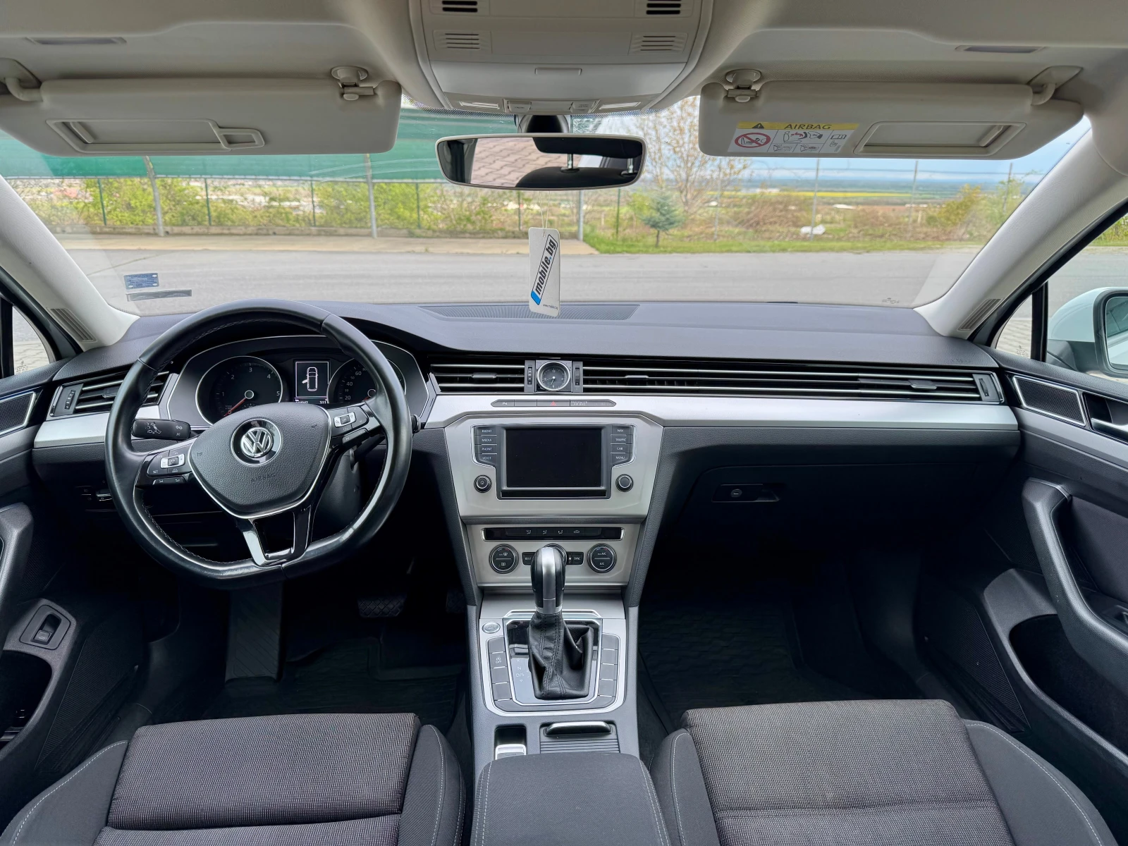 VW Passat  - изображение 10
