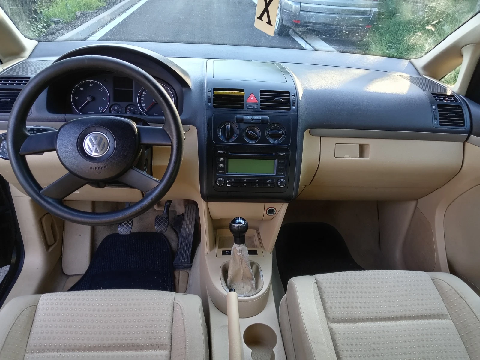 VW Touran 1.9TDI 101кс 7 Места  - изображение 9