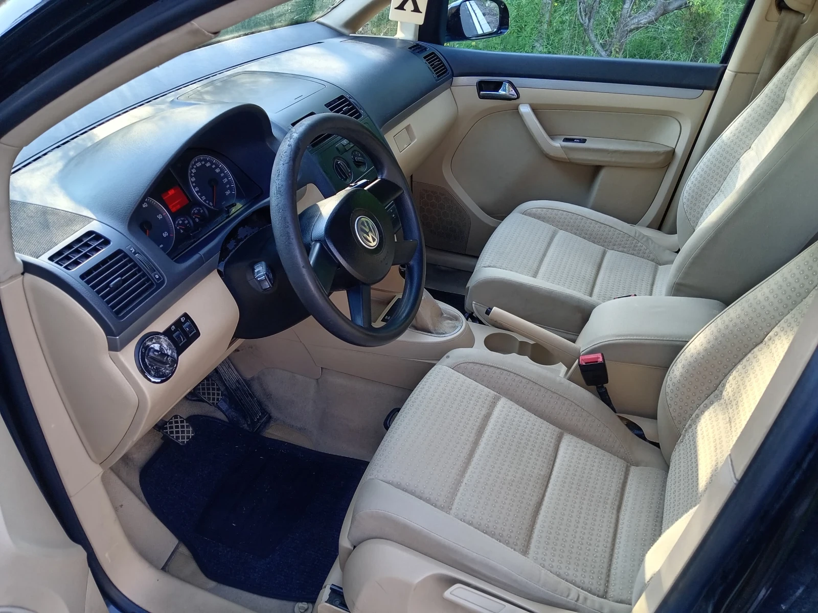 VW Touran 1.9TDI 101кс 7 Места  - изображение 10