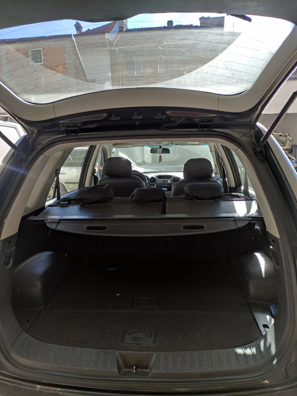 Kia Carens  - изображение 7