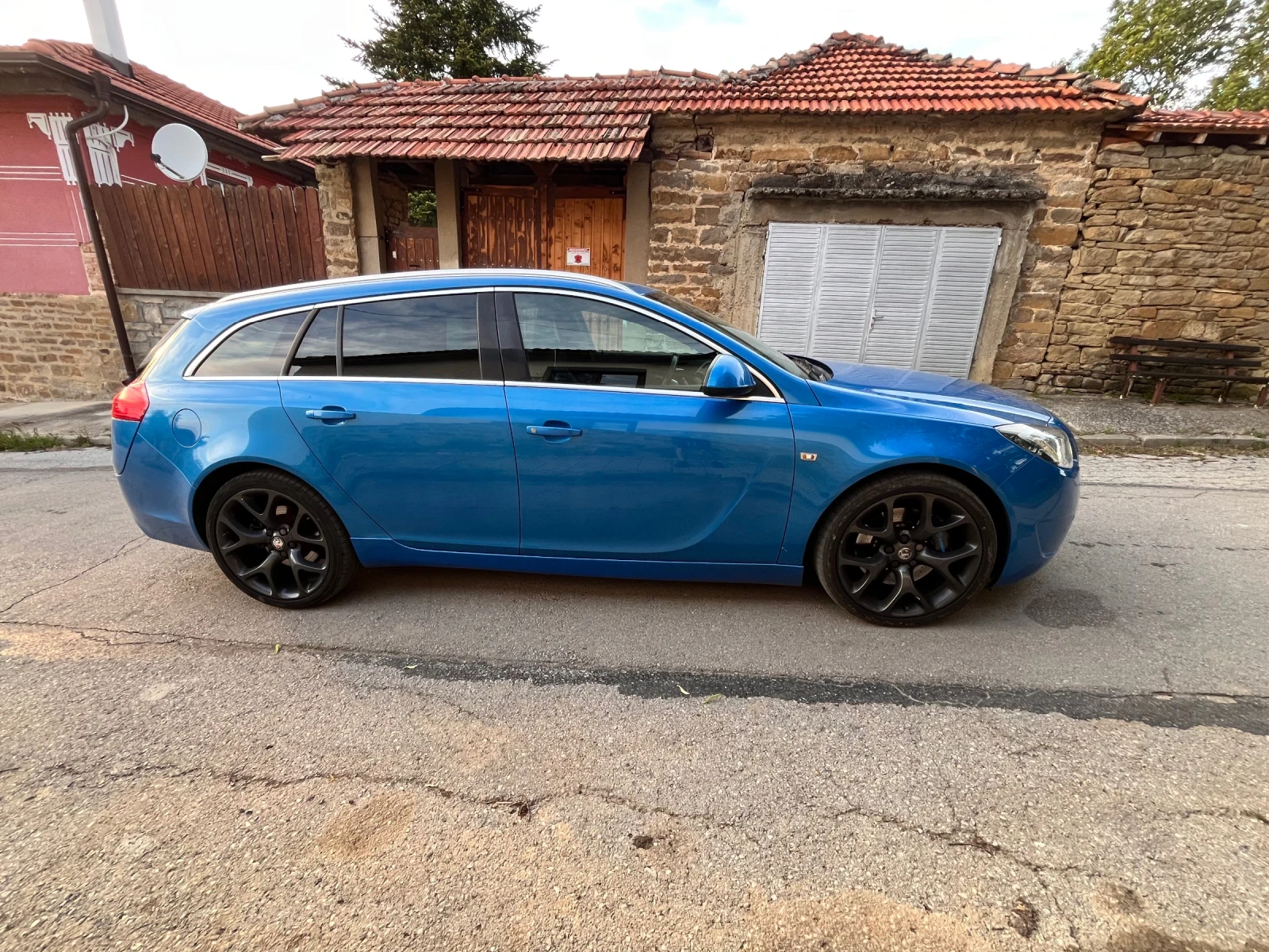 Opel Insignia OPC VXR 2.8T - изображение 10