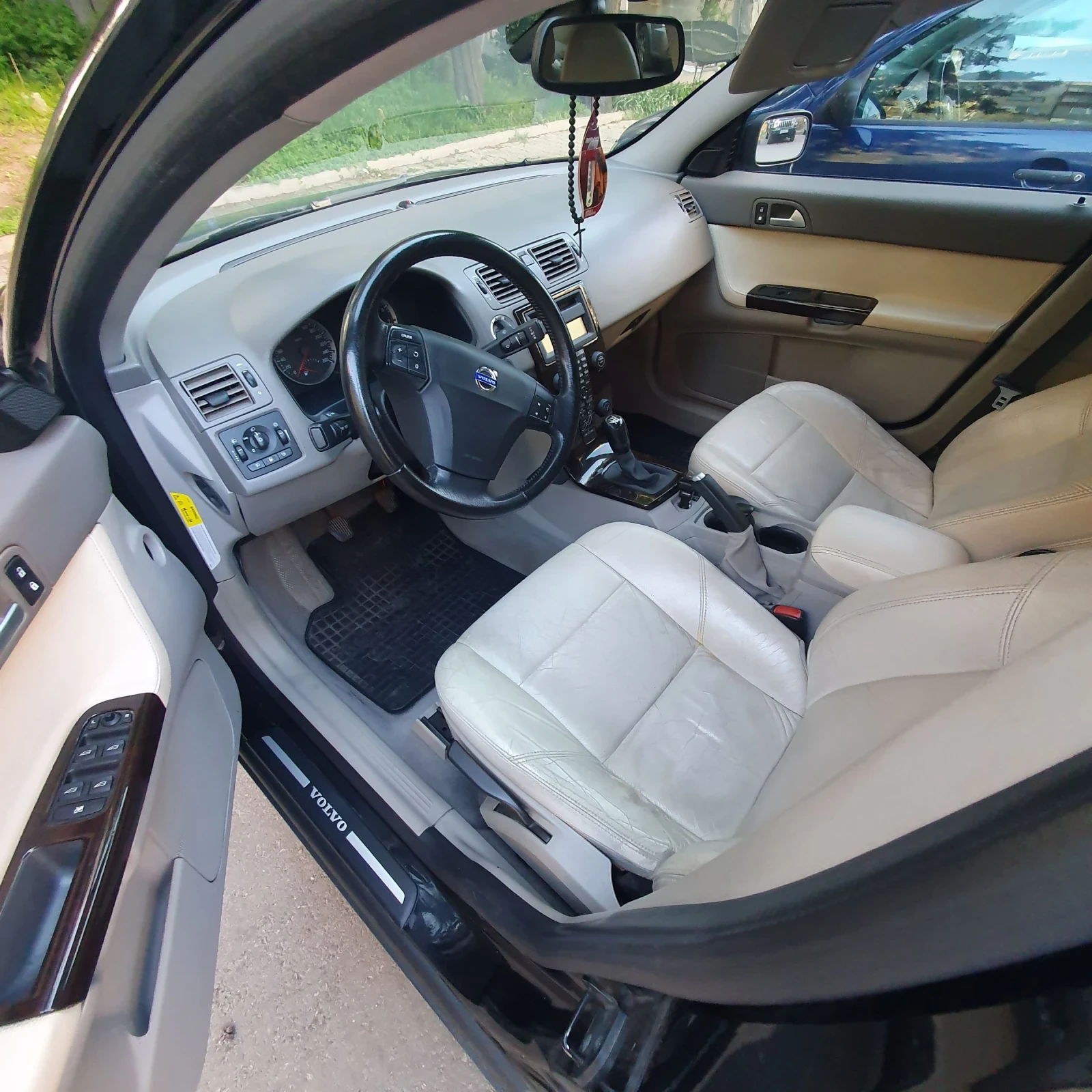 Volvo S40 2.4i  на газ - изображение 6