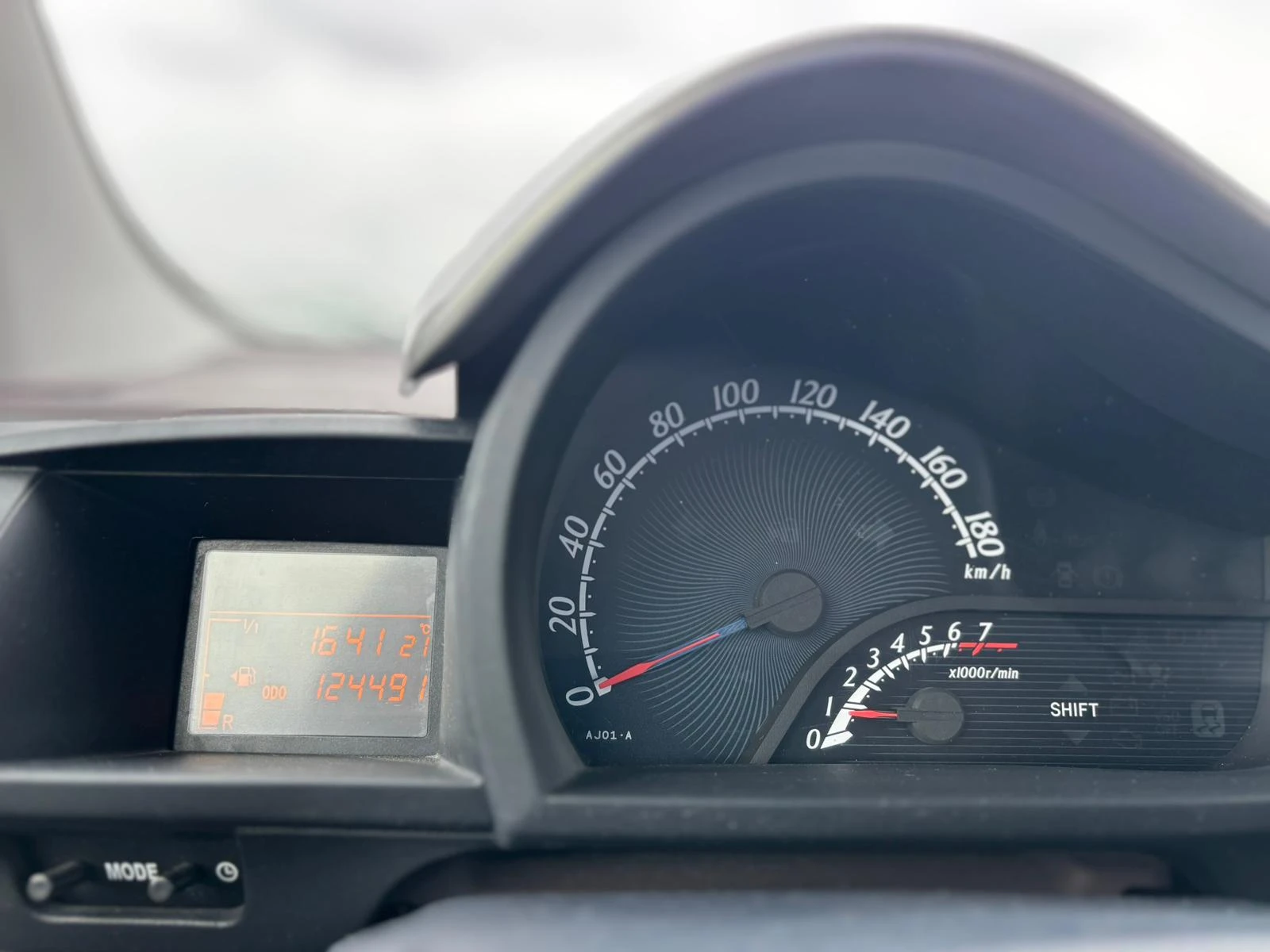 Toyota IQ / 1.0I / 69 HP / TOP / | Mobile.bg   14