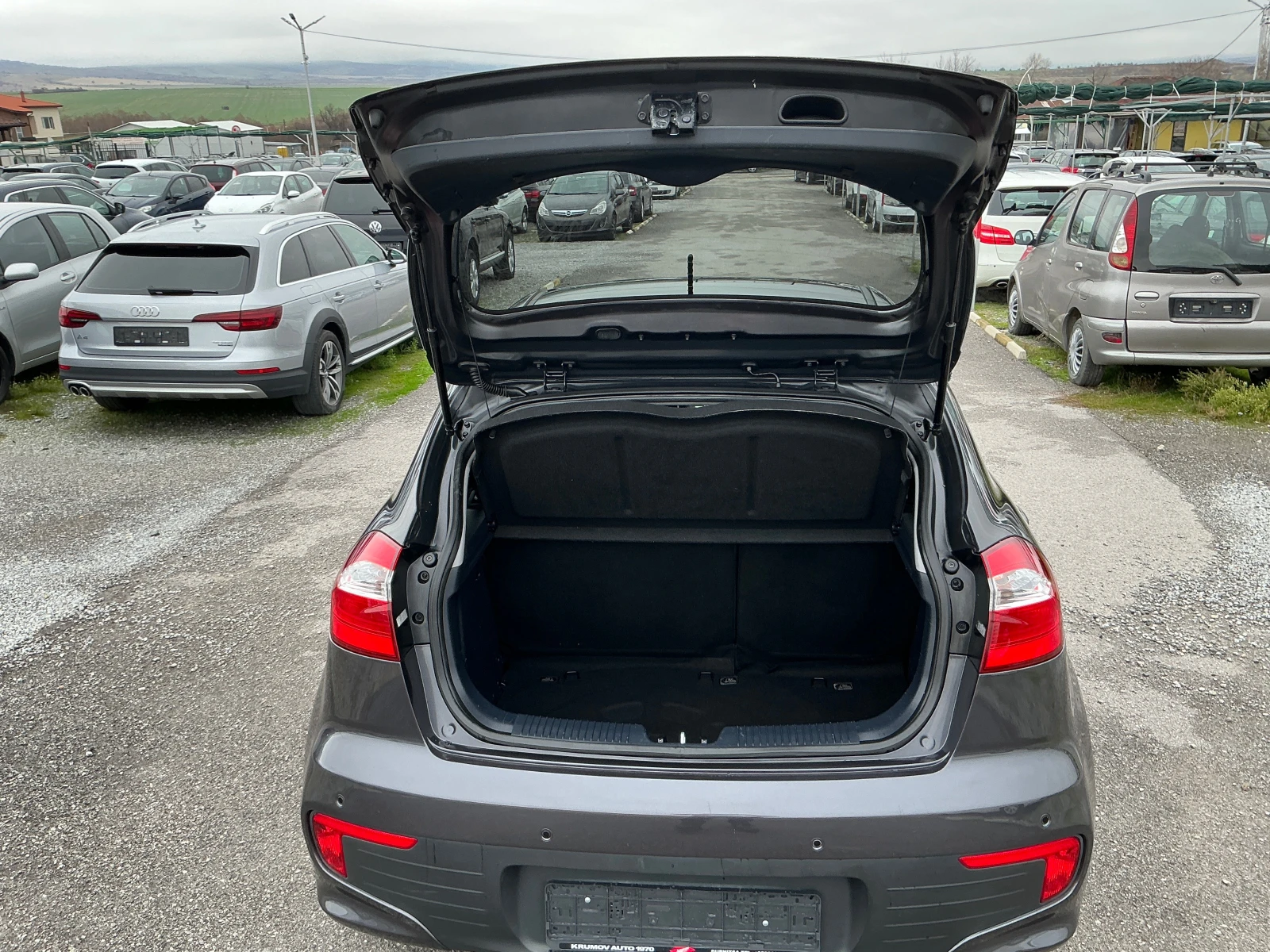 Kia Rio 1.4 CRDI - изображение 9