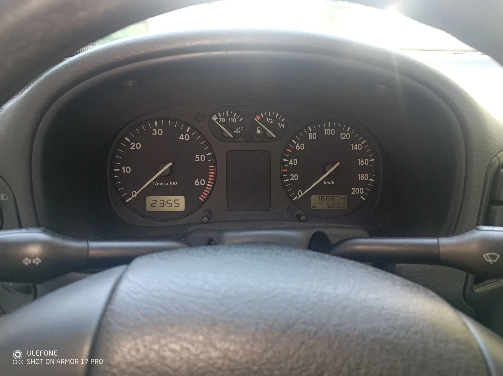 VW Polo 1.6 АВТОМАТИК - изображение 9