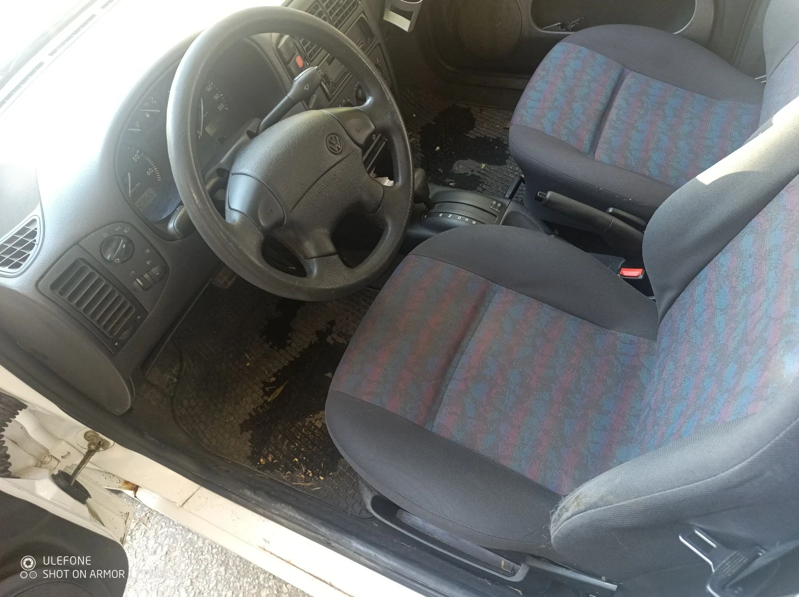 VW Polo 1.6 АВТОМАТИК - изображение 8