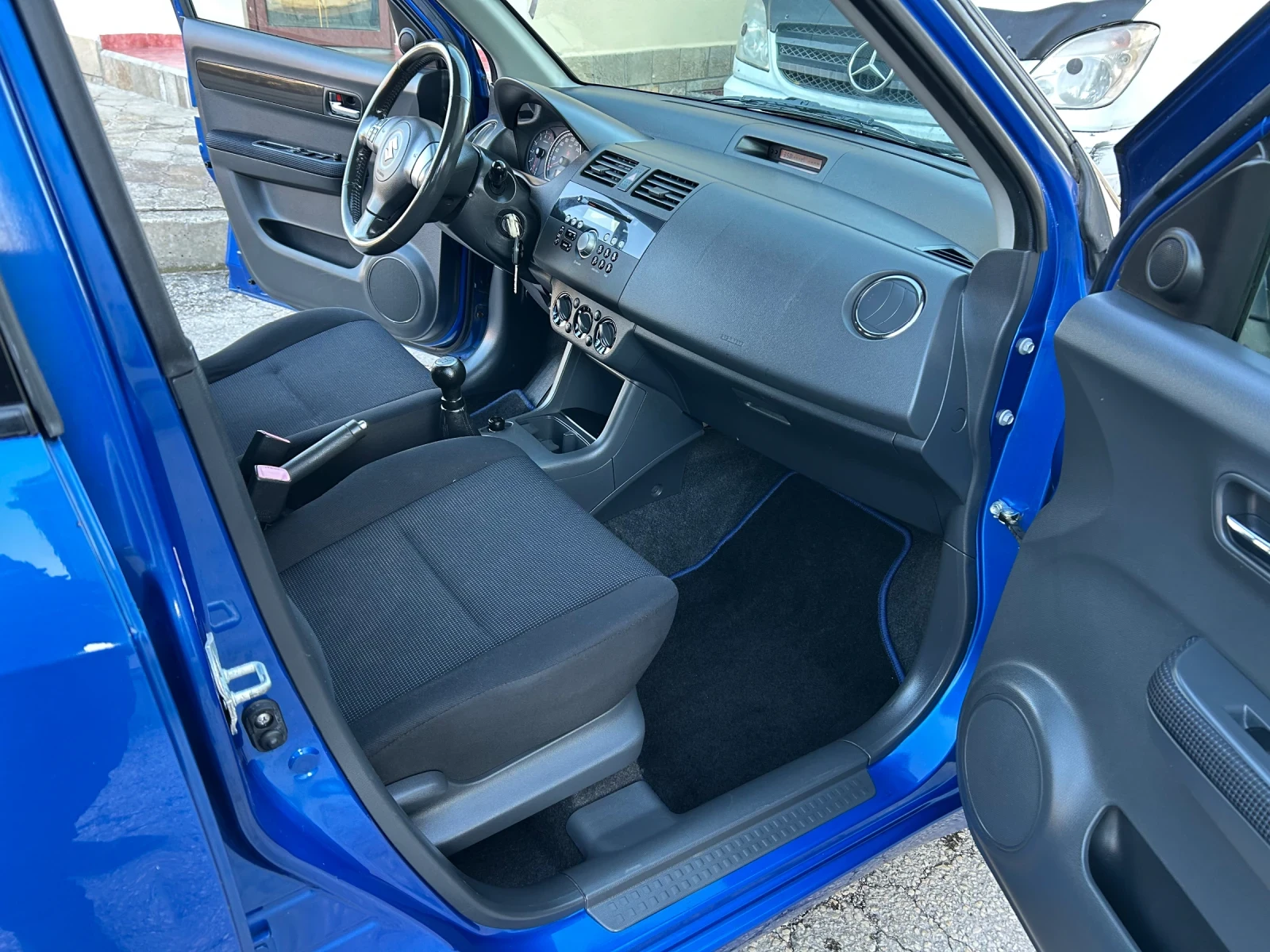 Suzuki Swift 1.3i �������� | Mobile.bg � ����������� 11