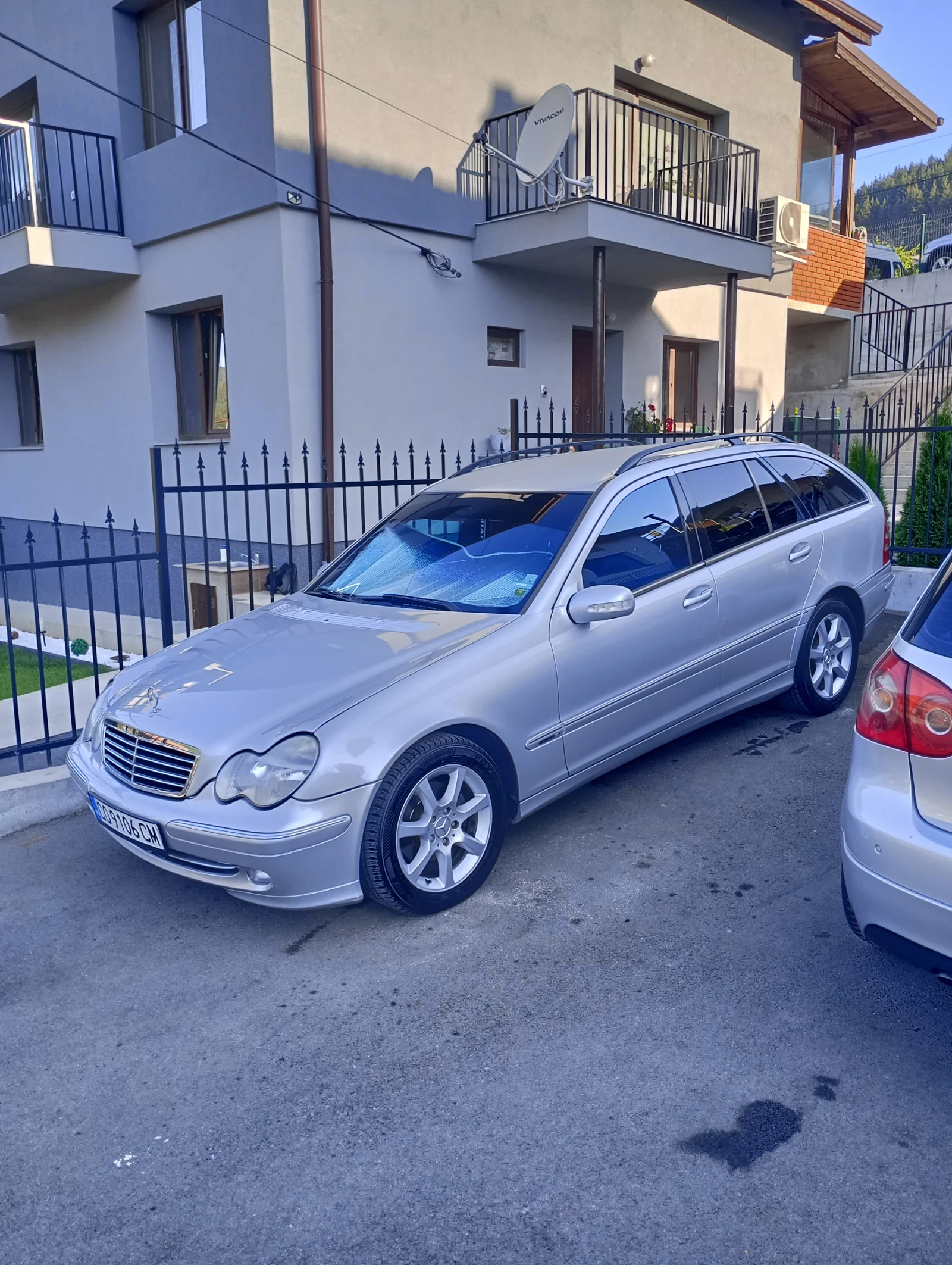 Mercedes-Benz C 220 2.2 646 Автомат! - изображение 8