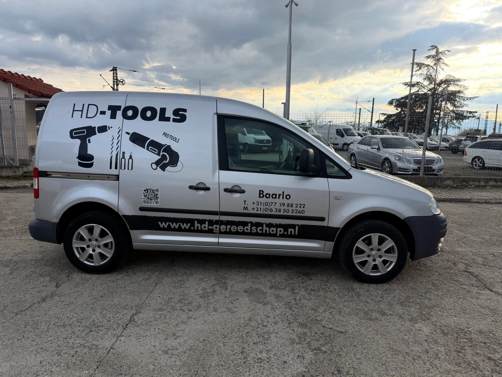 VW Caddy 1.9TDi, 105 к.с., Климатик, снимка 3 - Автомобили и джипове - 54049209