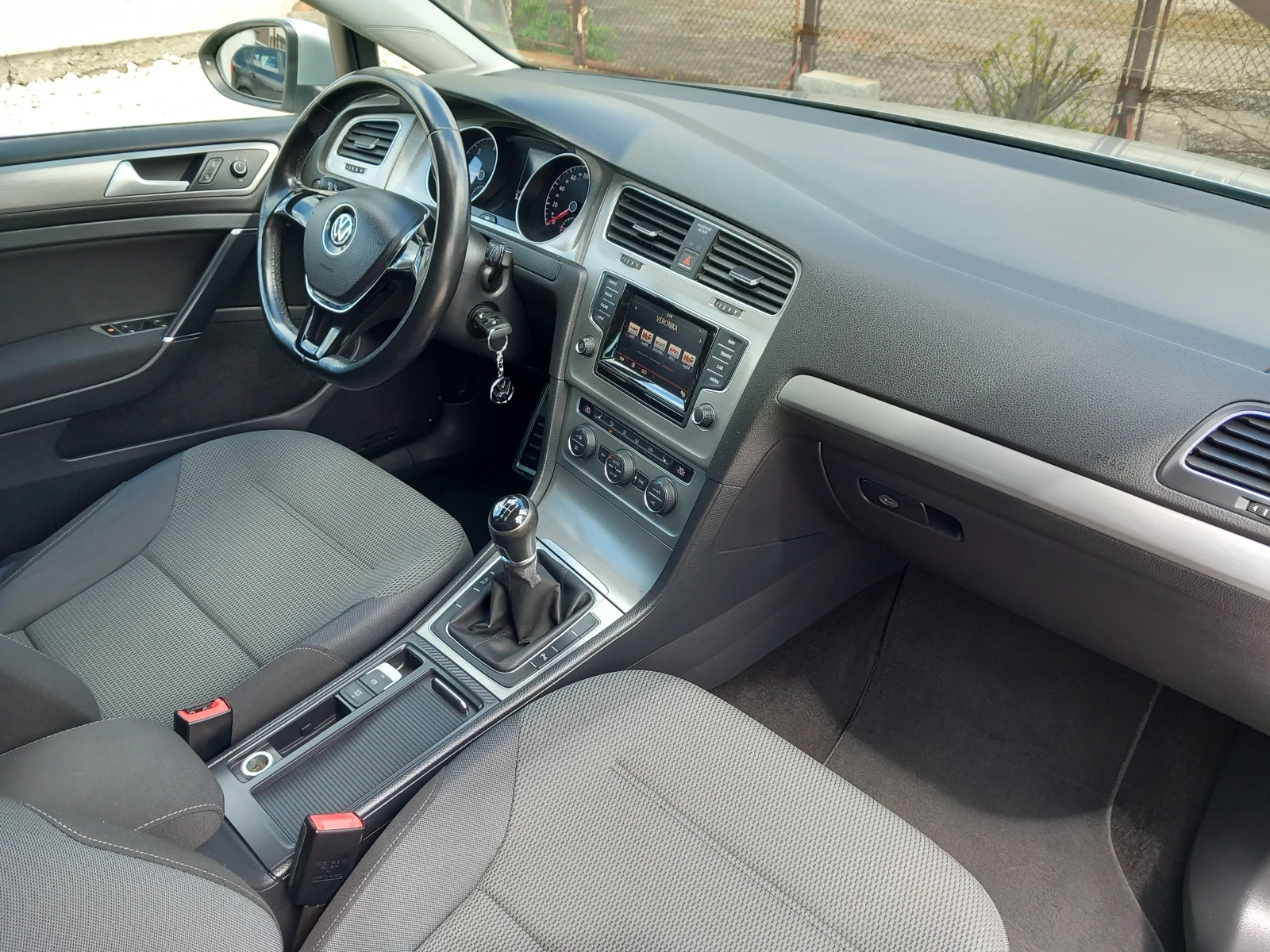 VW Golf 2.0TDI Navi 6ск 150кс, снимка 12 - Автомобили и джипове - 54295698