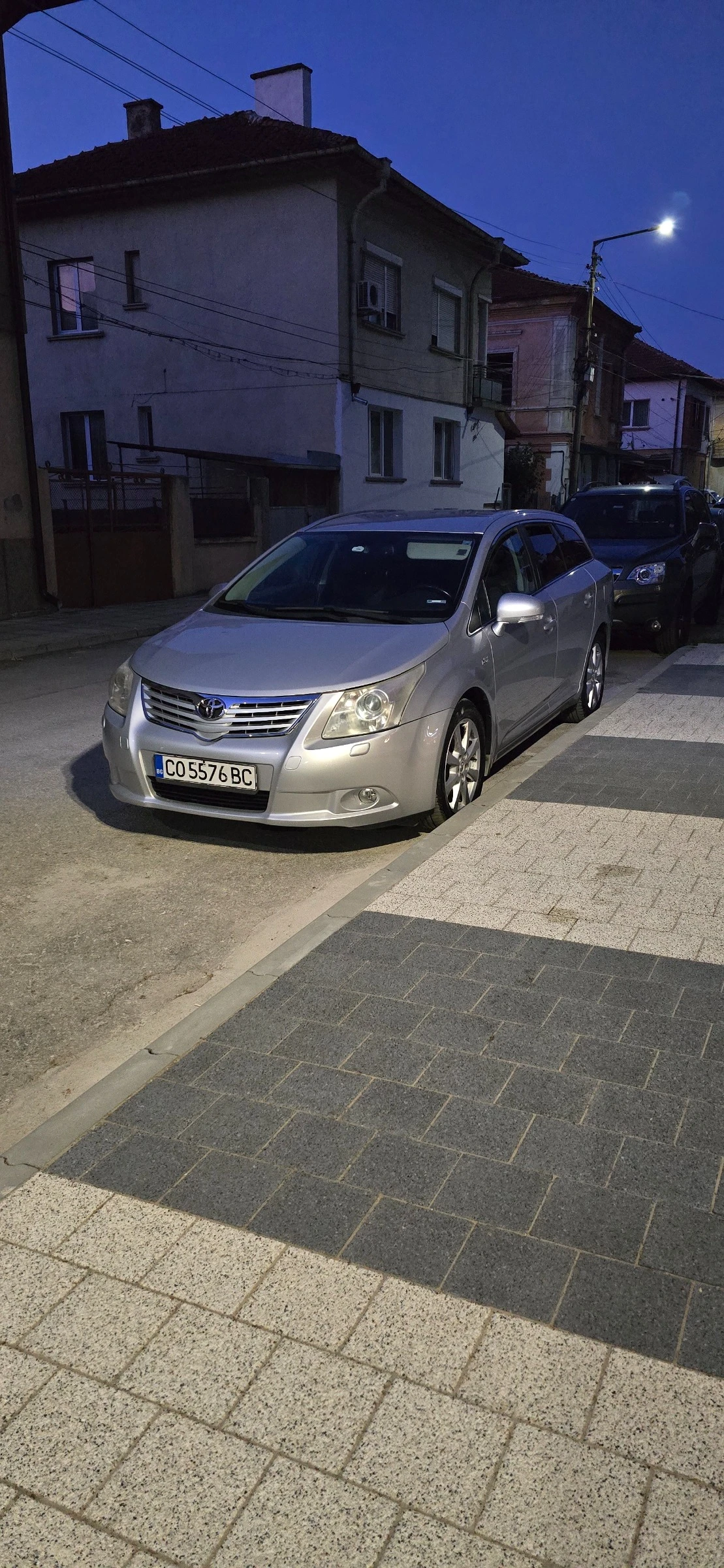 Toyota Avensis, снимка 6 - Автомобили и джипове - 54309643