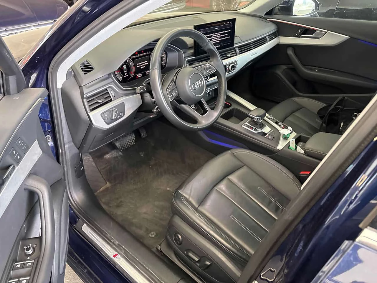 Audi A4 * Progressiv * ГЛАВНО ПРЕДСТАВИТЕЛСТВО НА AUDI* , снимка 7 - Автомобили и джипове - 54774249