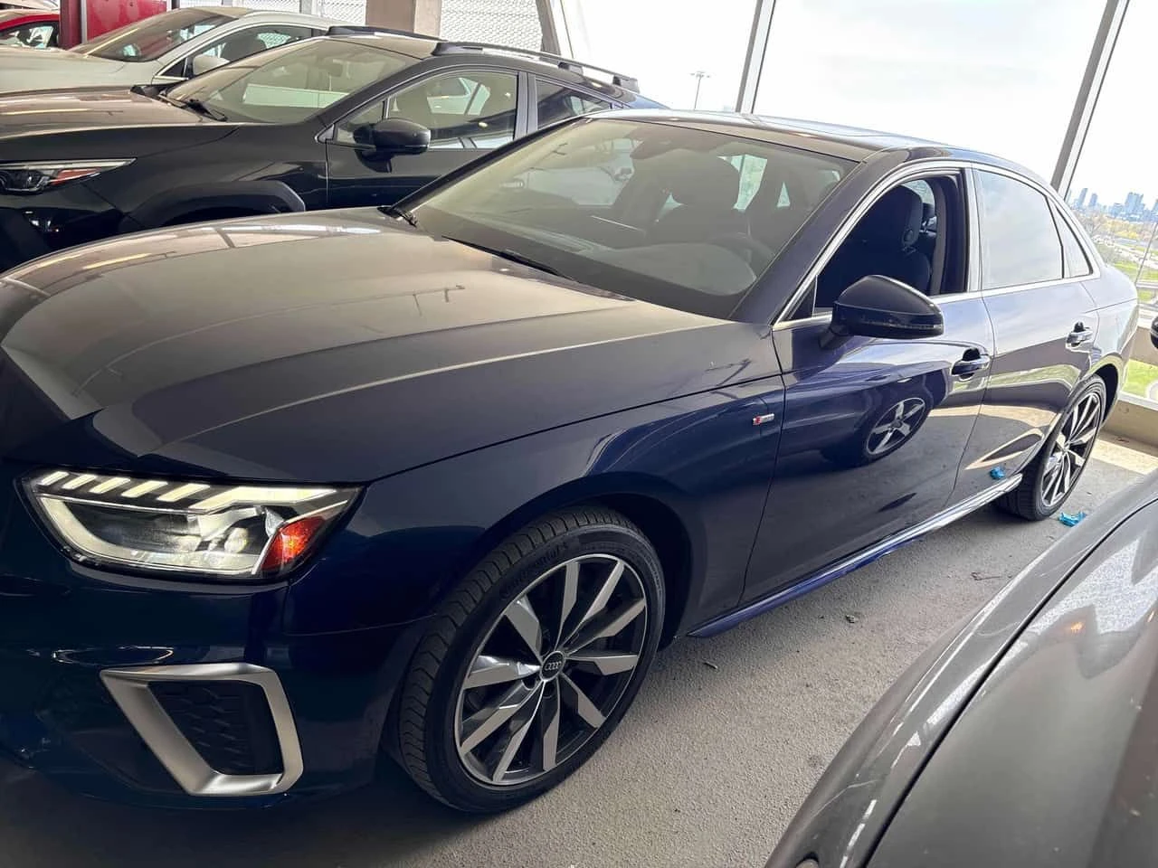 Audi A4 * Progressiv * ГЛАВНО ПРЕДСТАВИТЕЛСТВО НА AUDI* , снимка 3 - Автомобили и джипове - 54774249
