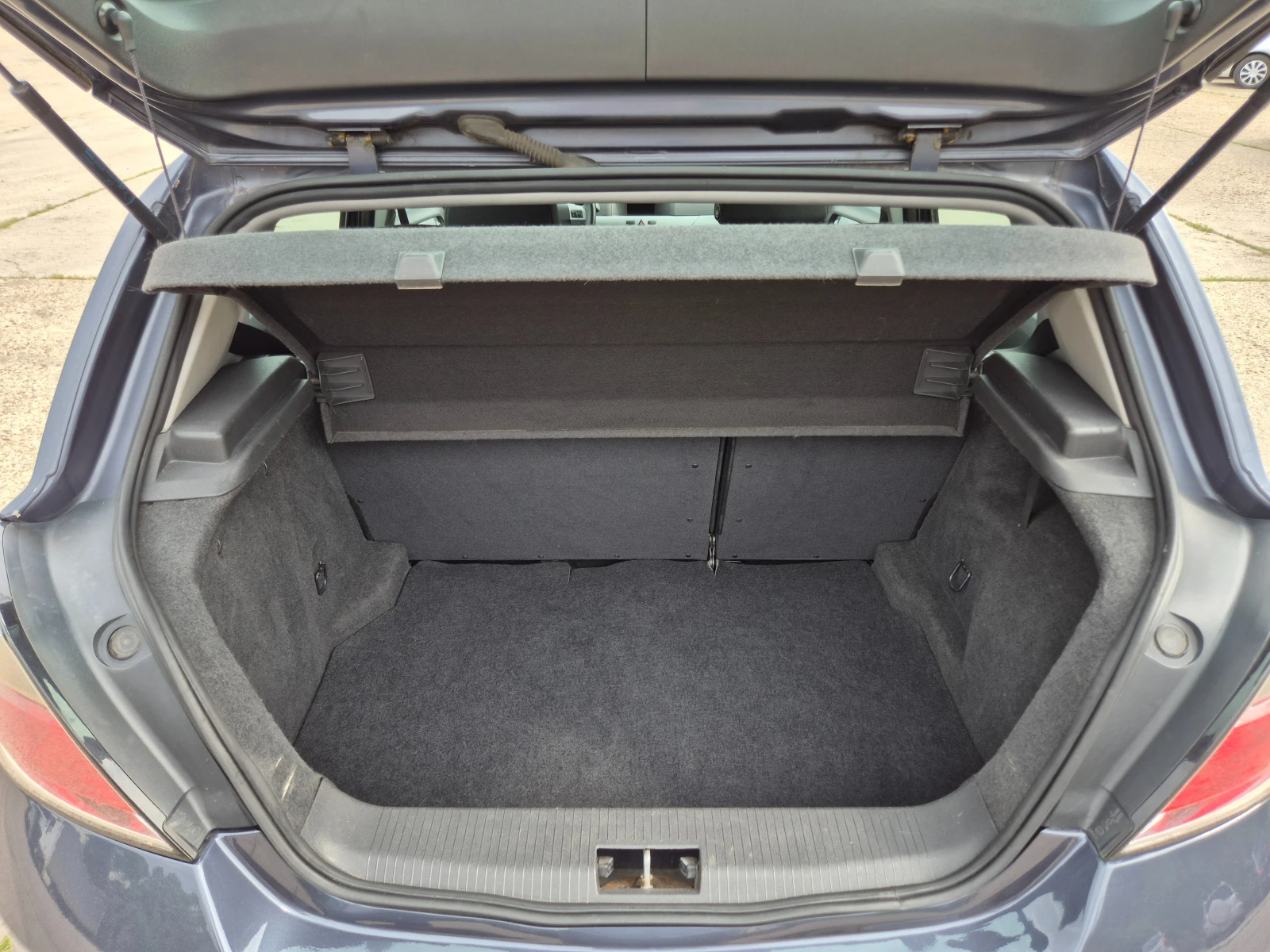 Opel Astra 1.4i-ГАЗ-Италия , снимка 9 - Автомобили и джипове - 54783476
