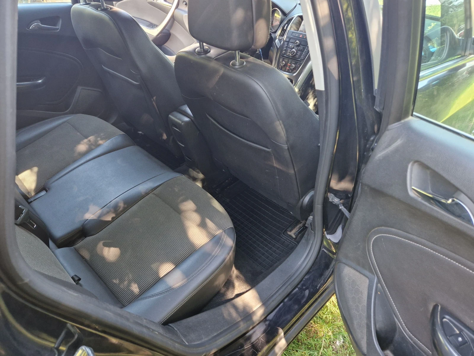 Opel Astra 1.7дизел, 125к.с, 6скороски, Евро 5А , снимка 8 - Автомобили и джипове - 54856956