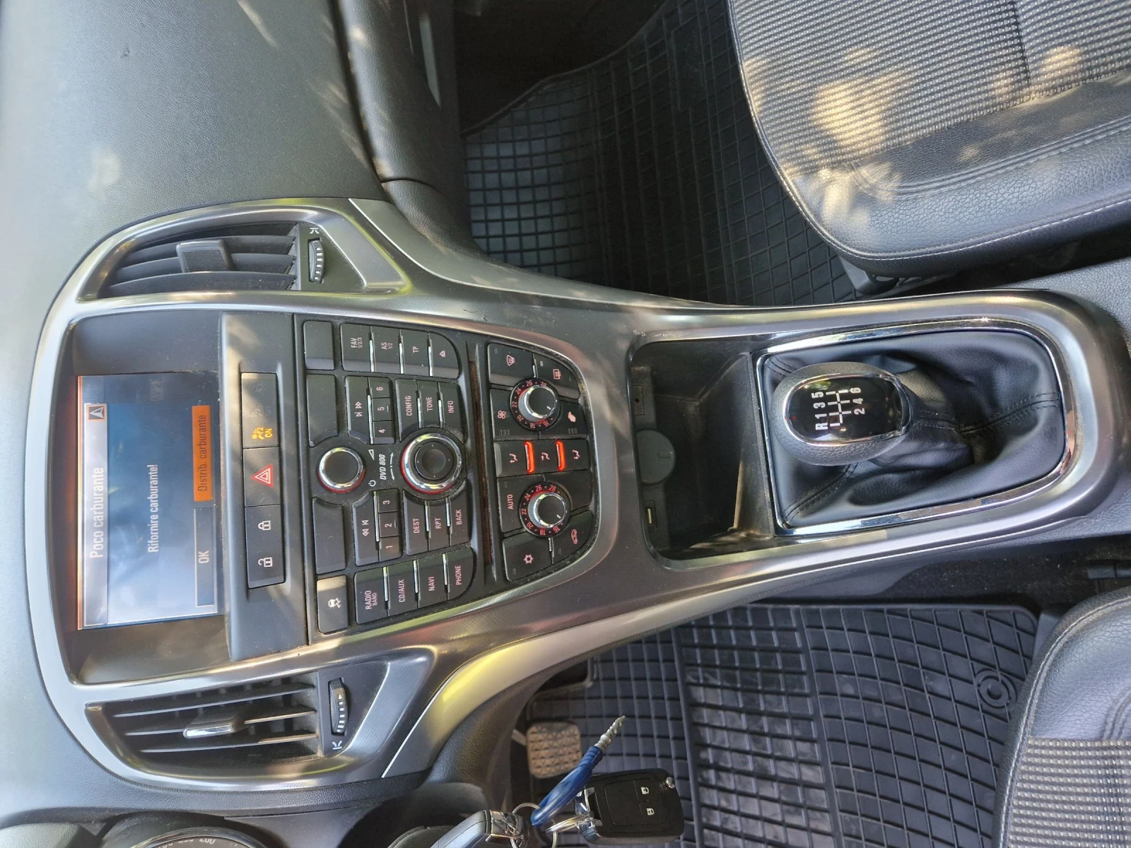 Opel Astra 1.7дизел, 125к.с, 6скороски, Евро 5А , снимка 11 - Автомобили и джипове - 54856956