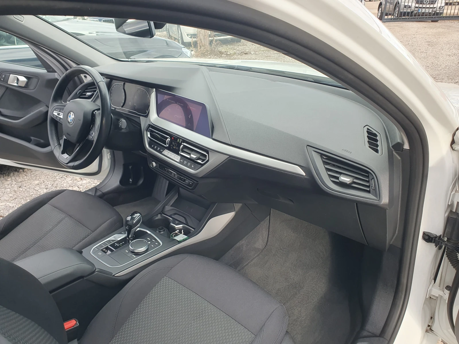 BMW 116 D Бяла перла! Германия!, снимка 12 - Автомобили и джипове - 54975663