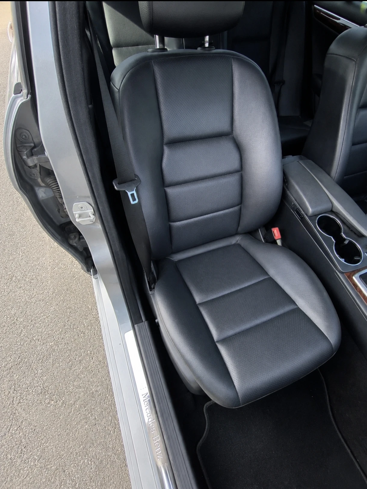 Mercedes-Benz C 300 4matic AMG Face, снимка 11 - Автомобили и джипове - 55382148