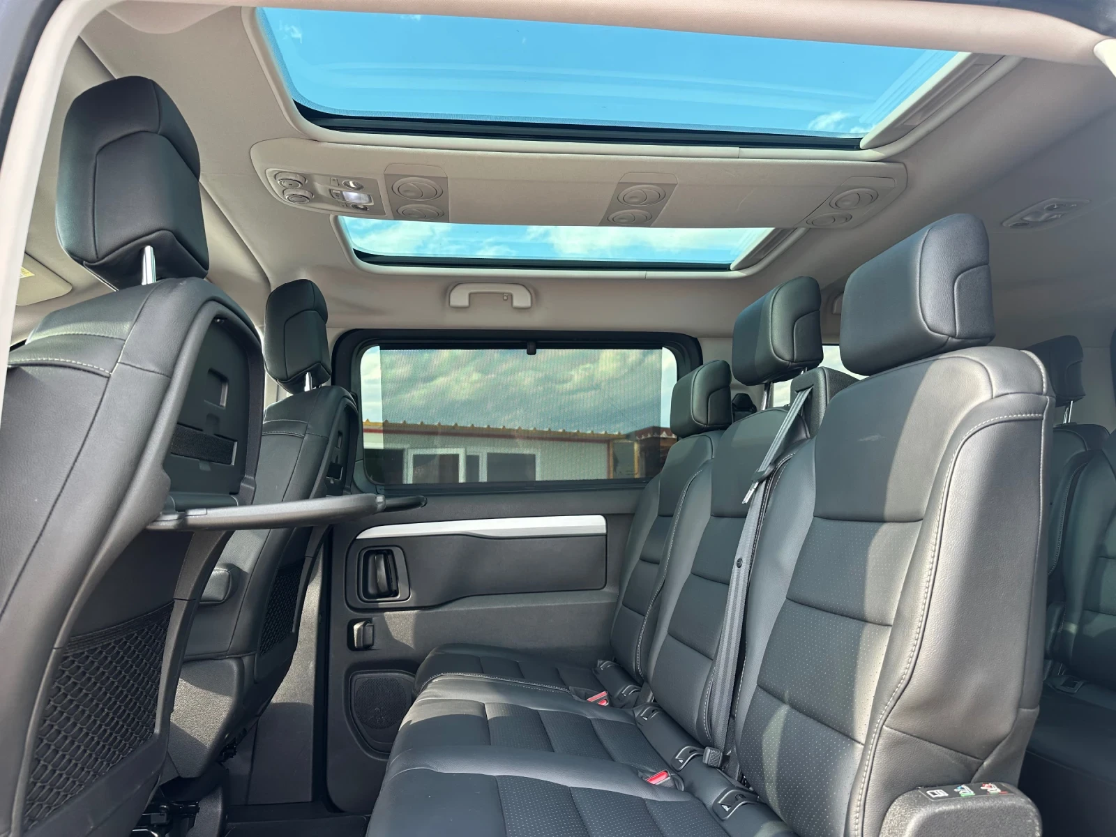 Citroen Jumpy 2.0hdi 177кс 7+ 1 автомат, снимка 16 - Автомобили и джипове - 55396383