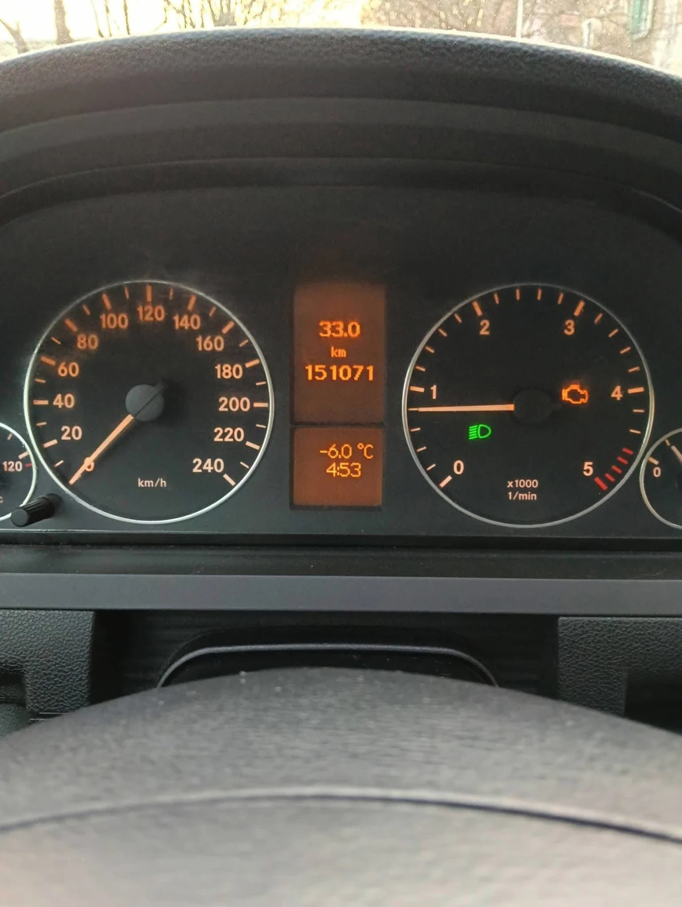 Mercedes-Benz A 180 2.0CDI, снимка 6 - Автомобили и джипове - 55696844