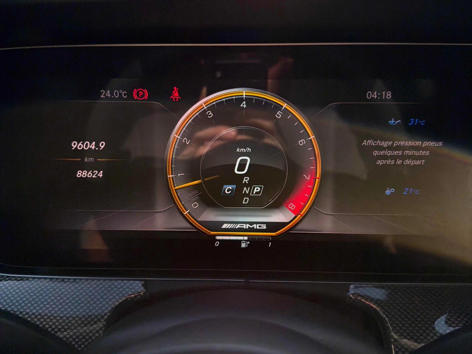 Mercedes-Benz E 63 AMG * АВТОКРЕДИТ БЕЗ ПЪРВОНАЧАЛНА ВНОСКА* , снимка 8 - Автомобили и джипове - 55848142