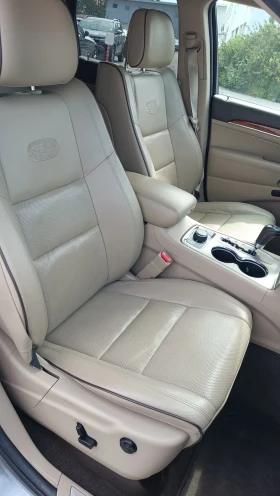Jeep Grand cherokee OVERLAND 3.0 CRD 241 hp AT5 4x4 , снимка 12