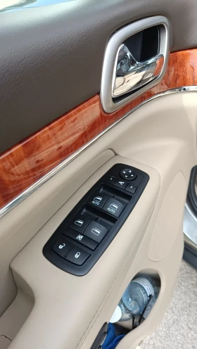 Jeep Grand cherokee OVERLAND 3.0 CRD 241 hp AT5 4x4 , снимка 15
