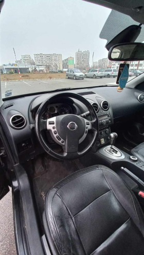 Nissan Qashqai, снимка 15 - Автомобили и джипове - 45710637