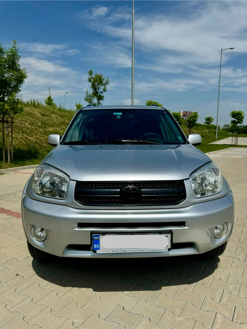 Toyota Rav4 2.0 Бензин VVT-i 4x4, снимка 2 - Автомобили и джипове - 47320754