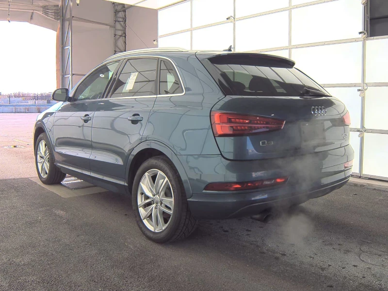 Audi Q3 PREMIUM PLUS* QUATTRO* KEYLESS* PANO* , снимка 8 - Автомобили и джипове - 49030330