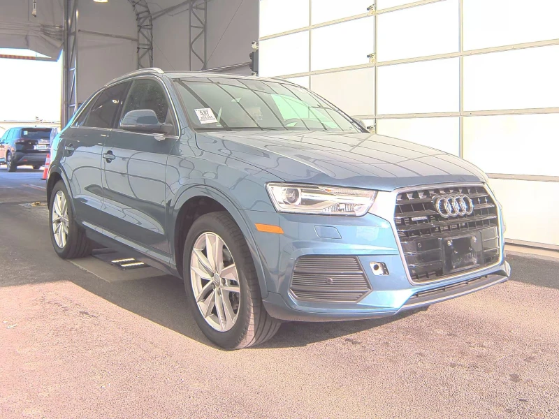 Audi Q3 PREMIUM PLUS* QUATTRO* KEYLESS* PANO* , снимка 4 - Автомобили и джипове - 49030330