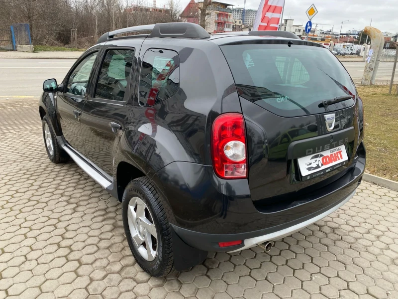 Dacia Duster 1.6i, снимка 6 - Автомобили и джипове - 49147619