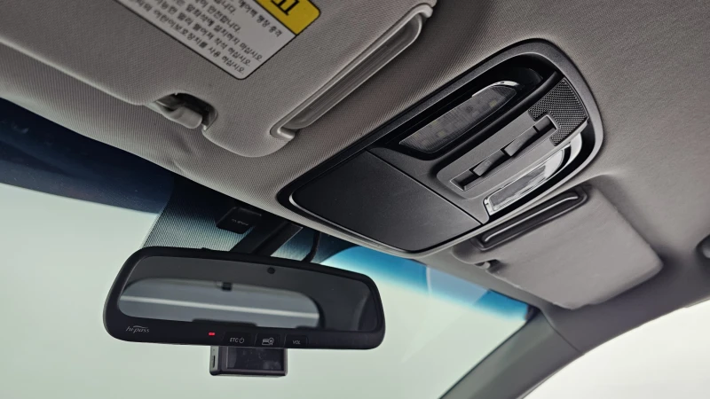 Kia Sorento 2.0 CRDI / АВТОМАТИК / СЕРВИЗНА ИСТОРИЯ !!!, снимка 14 - Автомобили и джипове - 53356178