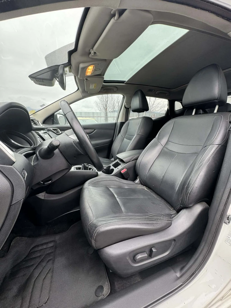 Nissan Qashqai 1.6 DCI-131 TEKNA, снимка 10 - Автомобили и джипове - 53507394