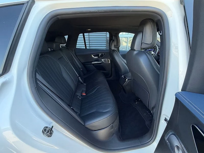 Mercedes-Benz EQE 350 4MATIC, снимка 8 - Автомобили и джипове - 54870488