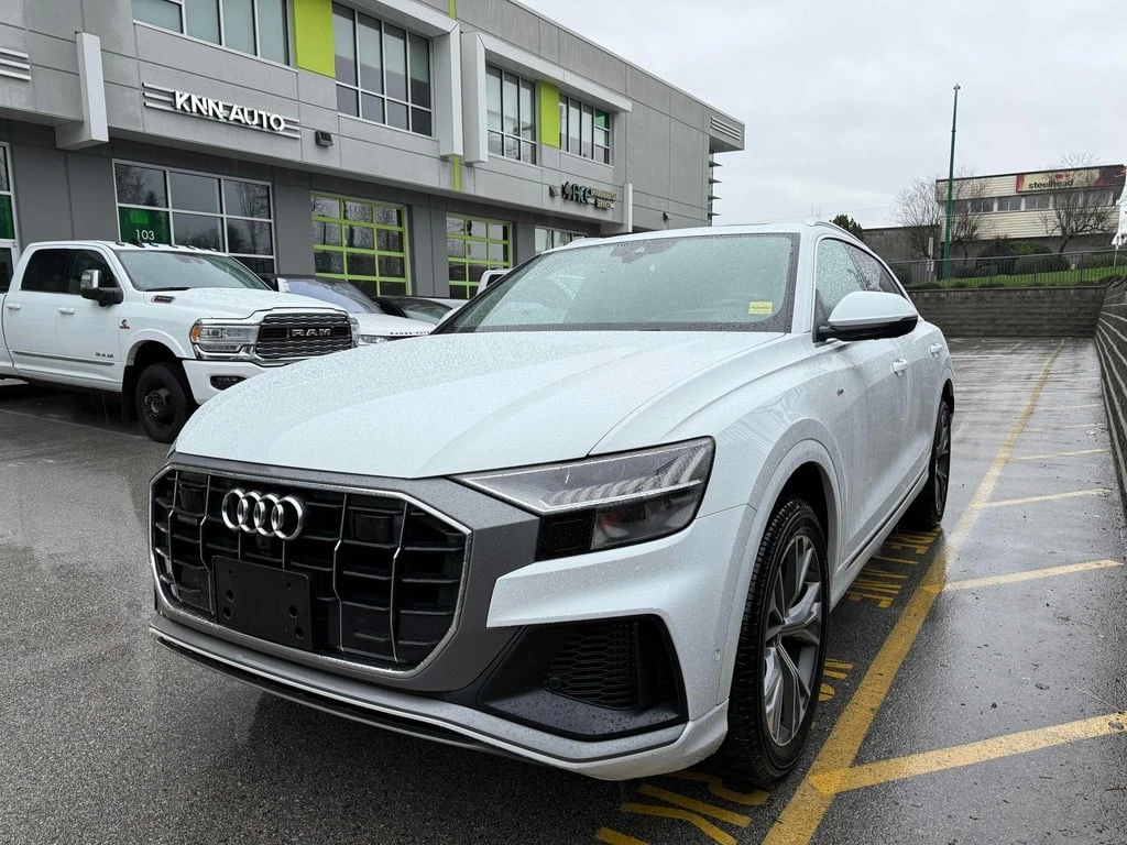 Audi Q8 * TECHNIK * CARFAX * БЕЗ ПЪРВОНАЧАЛНА ВНОСКА, снимка 1