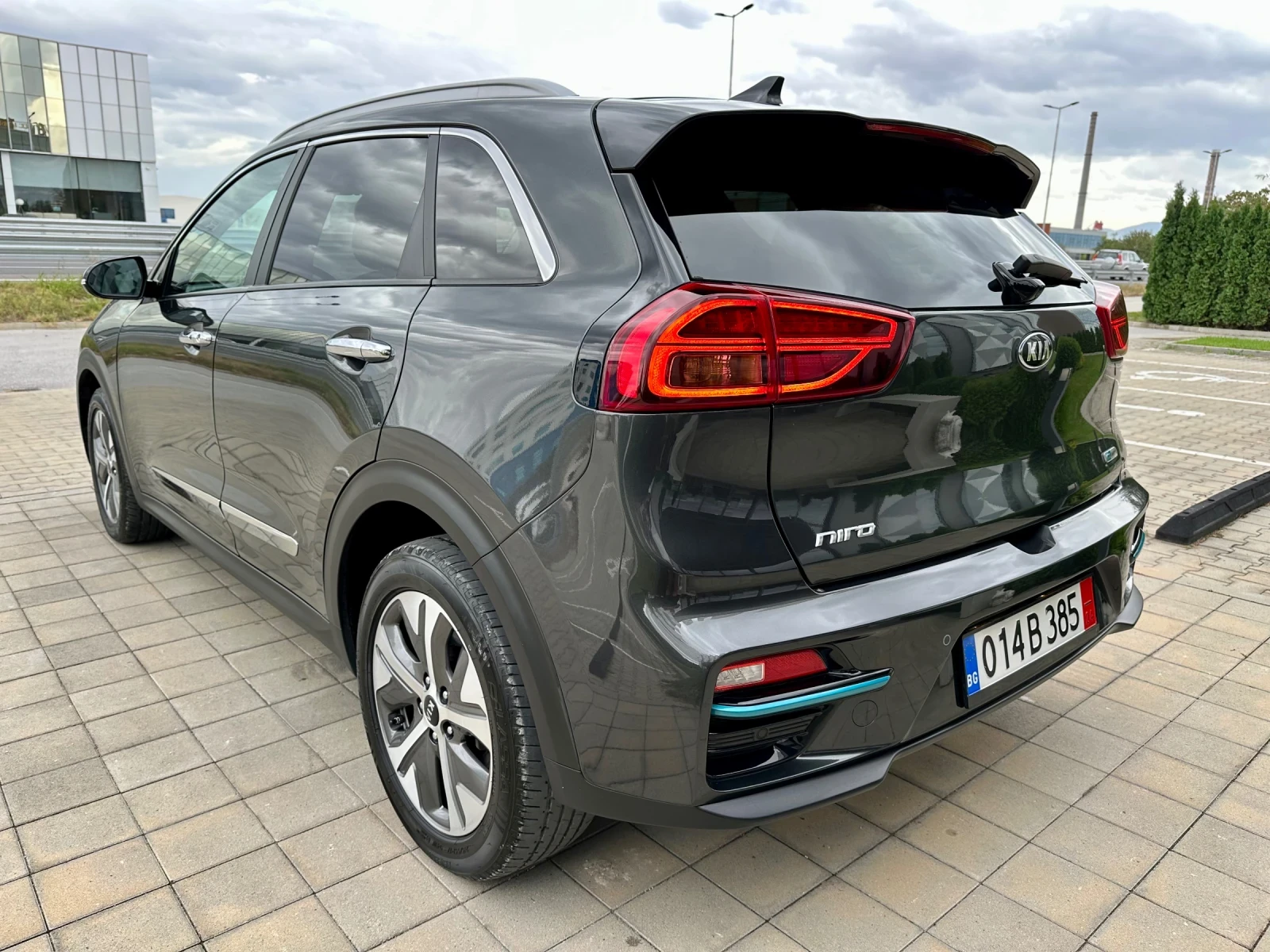 Kia Niro Топ състояние сервизни документи - изображение 3