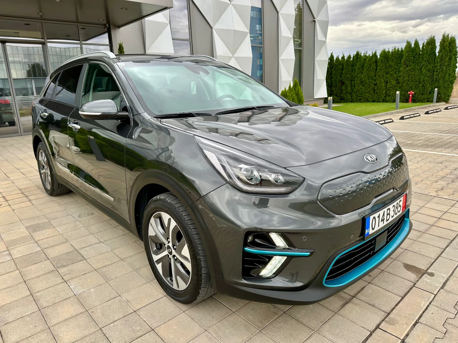 Kia Niro Топ състояние сервизни документи - изображение 7